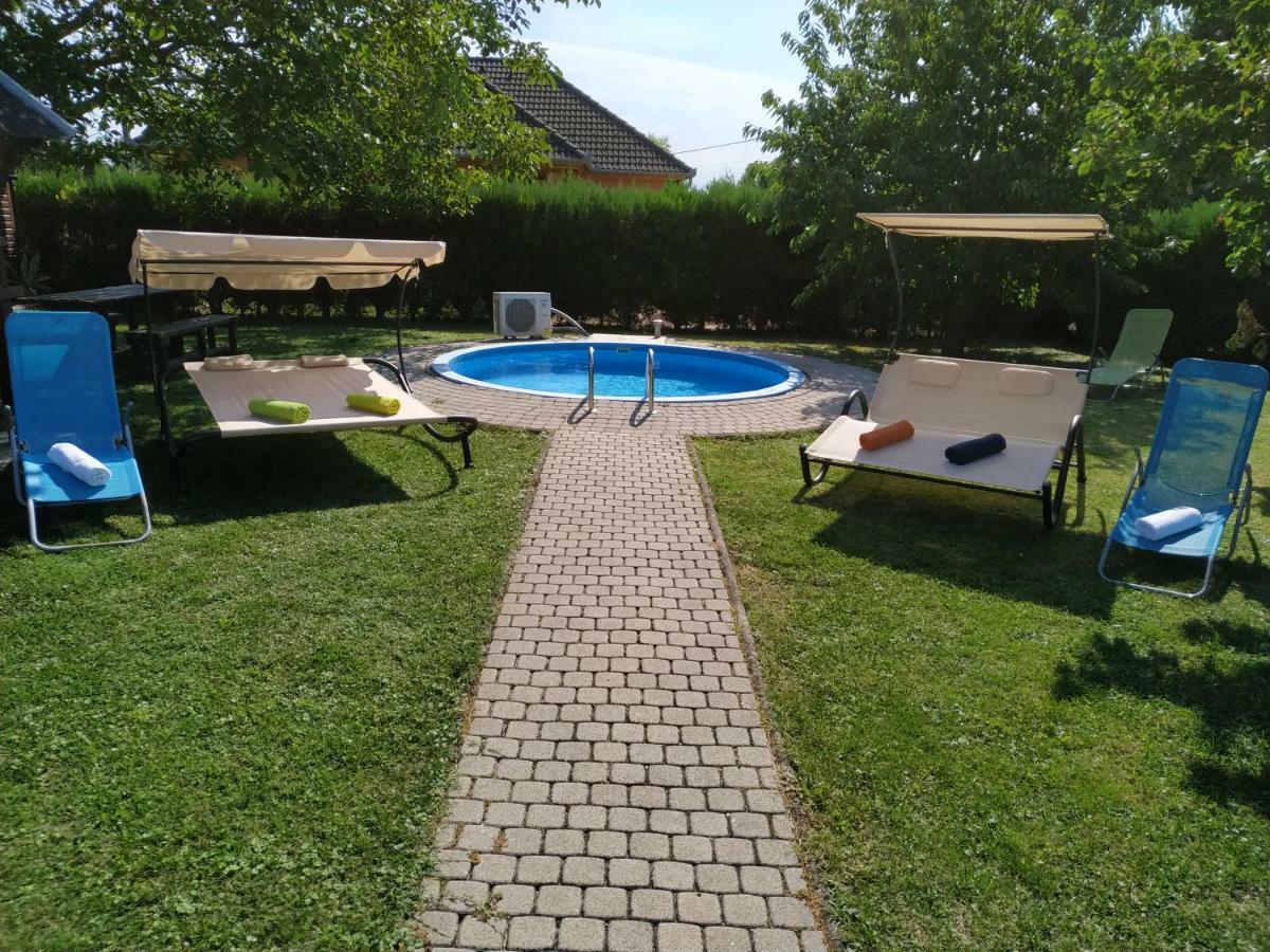 Orient Relax Garden Apartamento Keszthely Exterior foto